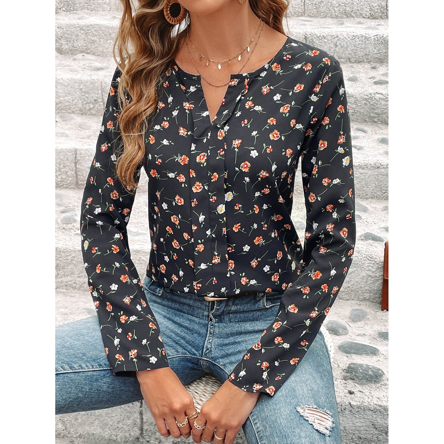 Women's Round-neck Floral Print Long Sleeve Top