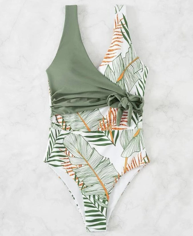 Women's Minimalist Printed Cross Strap Swimsuit