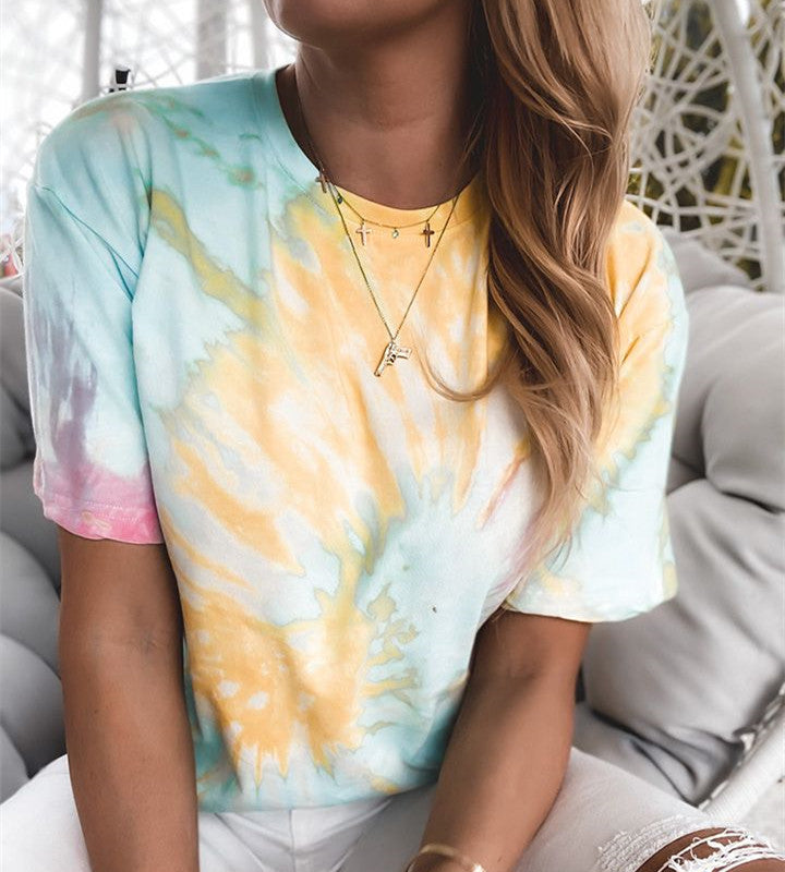 Dye gradient printed loose T-shirt