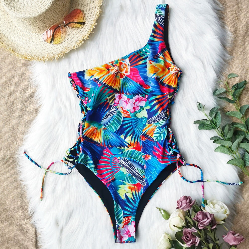 European And American New Style Printed One-shoulder Swimsuit