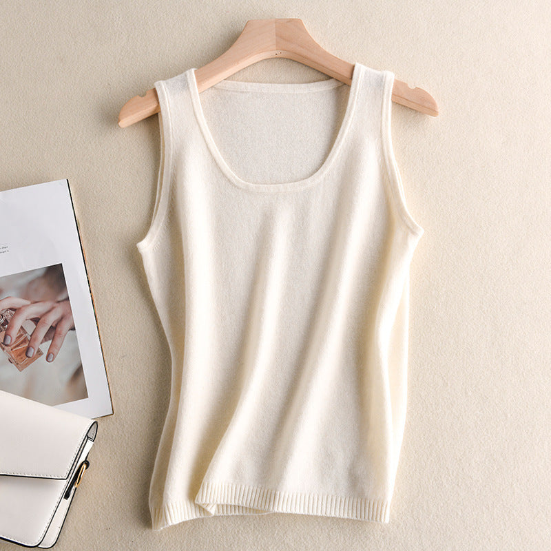 Solid Color V-neck slim fit Tank top