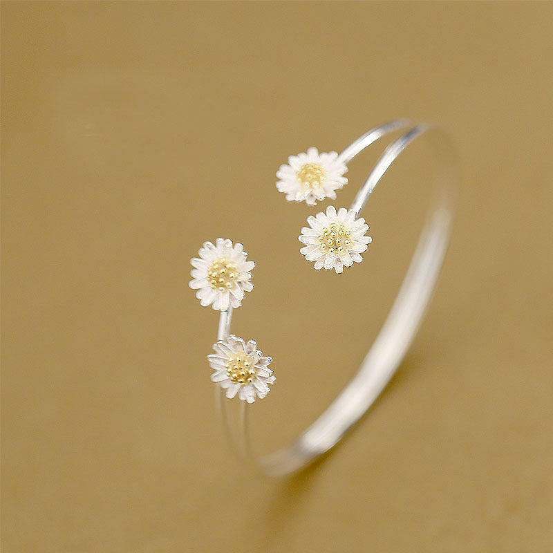 S925 Sterling Silver Bracelet wholesale sweet temperament double Daisy Bracelet Sterling silver jewelry.