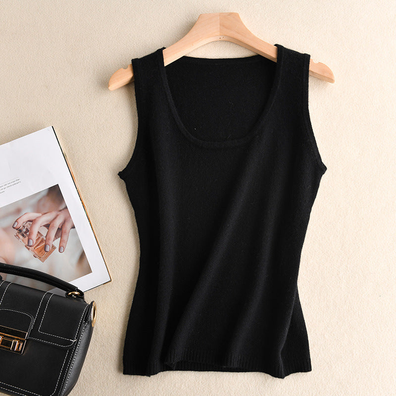 Solid Color V-neck slim fit Tank top