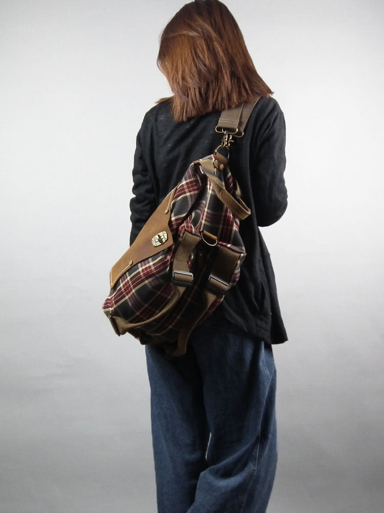 Large Capacity Red Checked Backpack