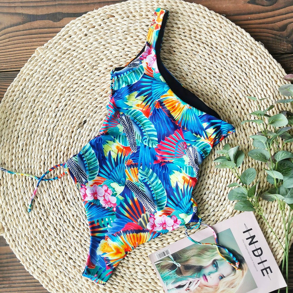 European And American New Style Printed One-shoulder Swimsuit