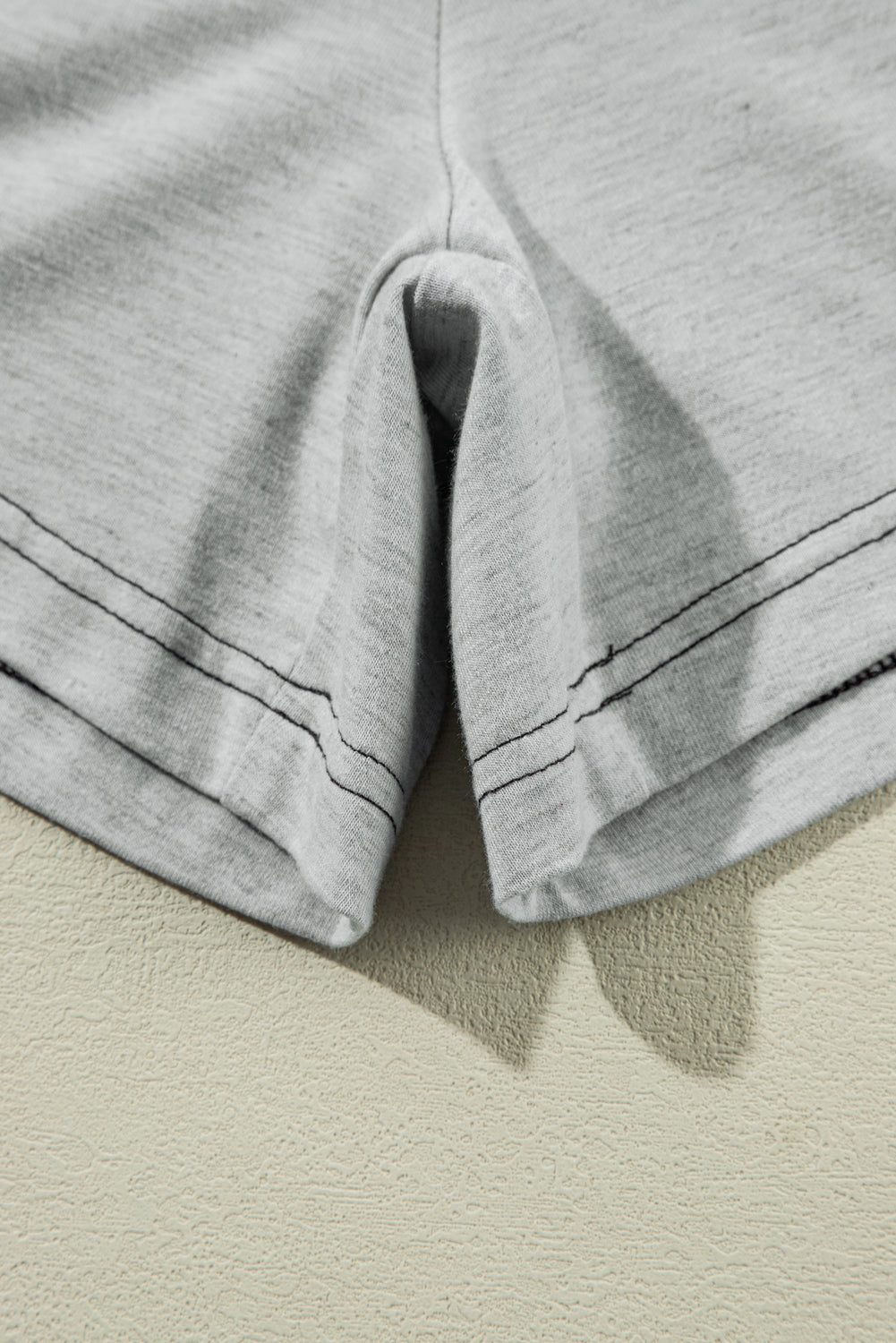 Gray Contrast Stitching Cuffed Sleeve Plus Shorts Set