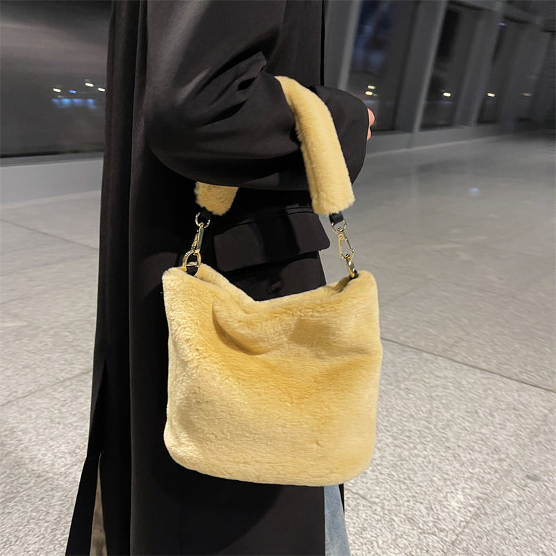 Fashion Solid Color Plush Portable Bucket Bag