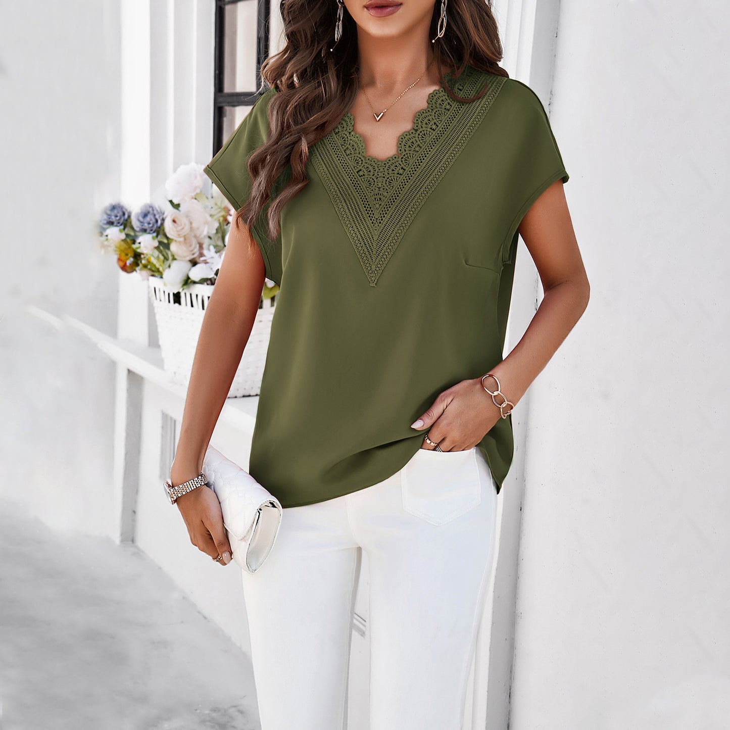 Women's Solid Color And V-neck Short-sleeved Shirt