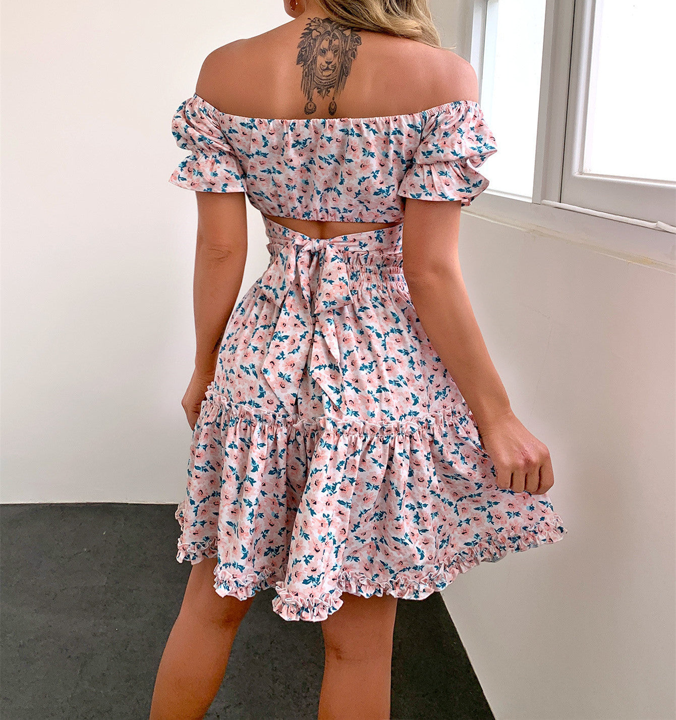 Floral Skirt Two-piece Set Off-the-shoulder Sleeves Mini Skirt Suit