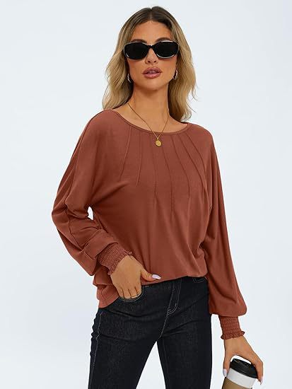 Women's Round Neck Pleated Long Sleeve Top