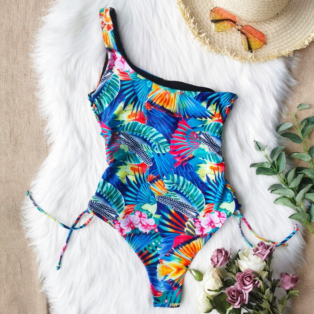 European And American New Style Printed One-shoulder Swimsuit