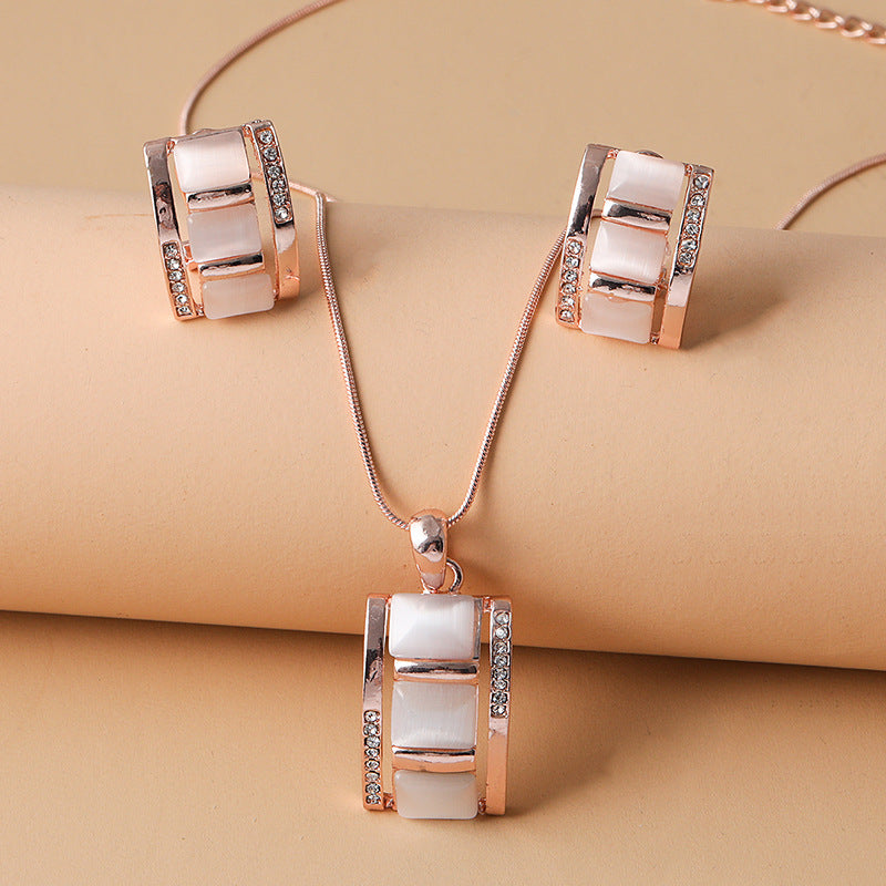 Diamond-embedded Trendy Plaid Rectangular Opal Necklace